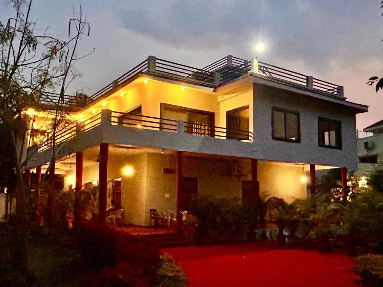 The English Gaon 4 Bhk Vila Bhopal Exterior foto