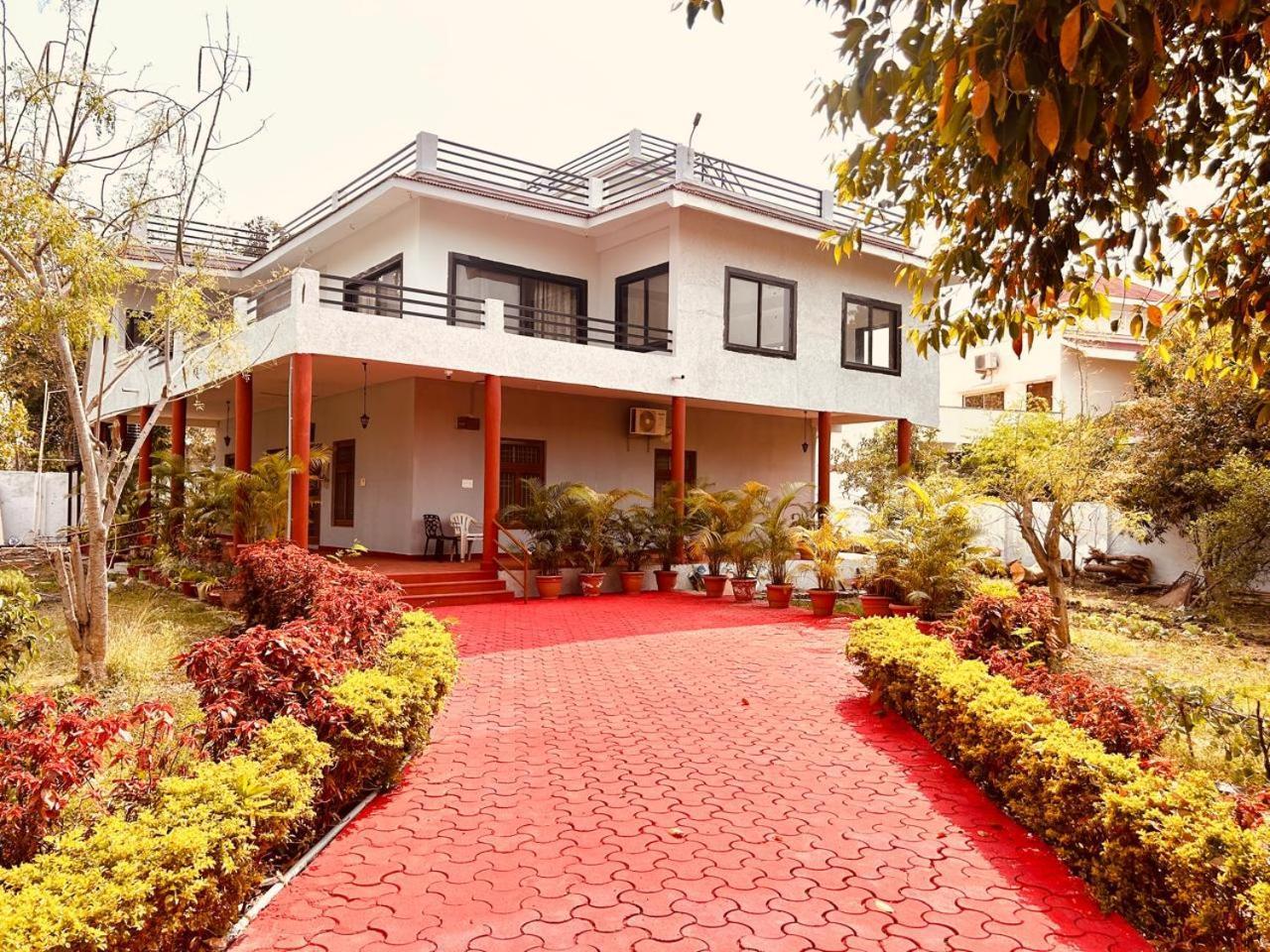 The English Gaon 4 Bhk Vila Bhopal Exterior foto