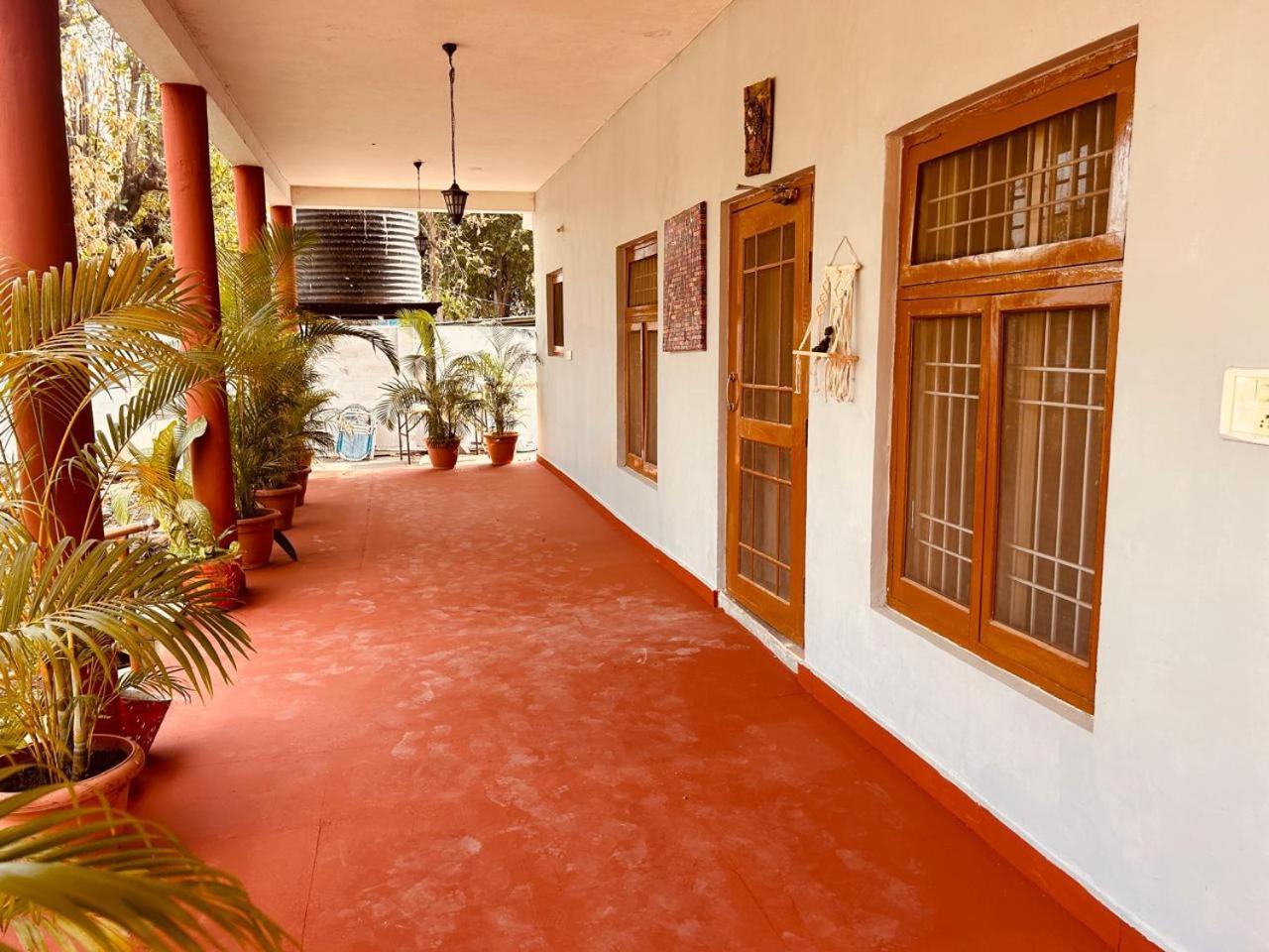 The English Gaon 4 Bhk Vila Bhopal Exterior foto